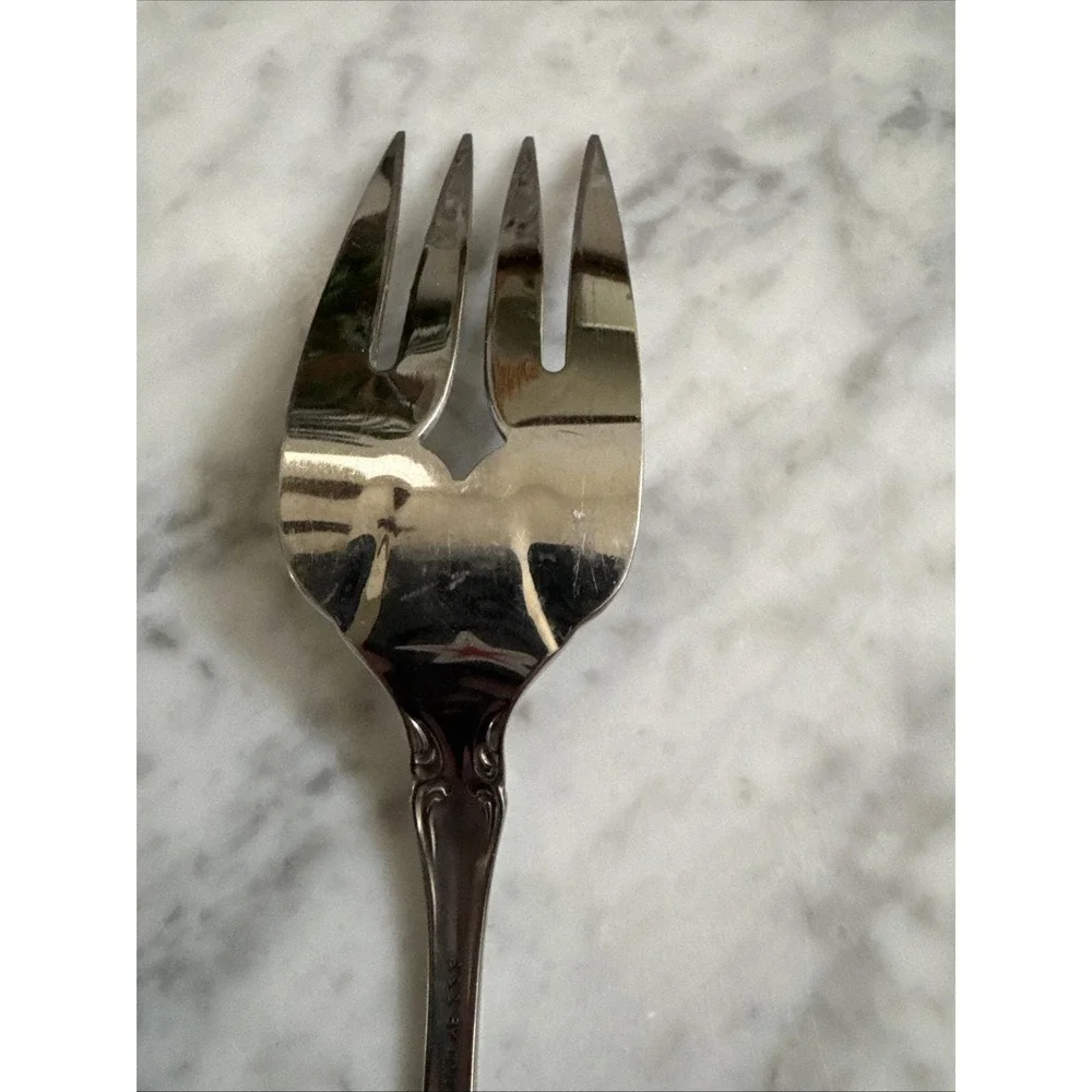 Oneida SSS Stainless Silverware - RENOIR‎ PEMBROOKE - Solid Serving Fork